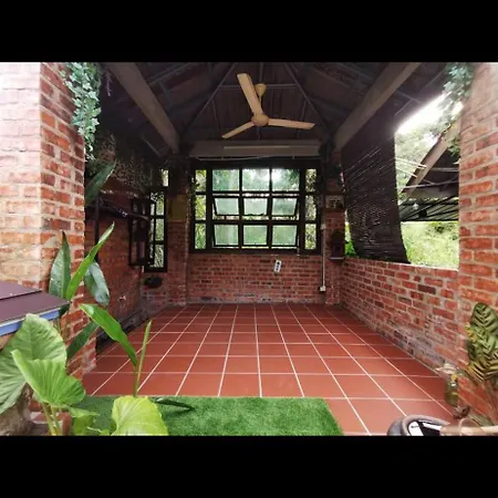 Kebun Puisi Villa Kajang Luaran gambar